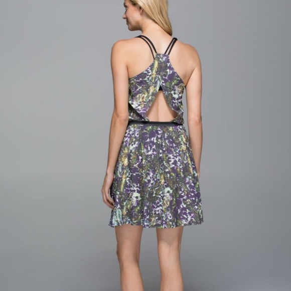 Lululemon City Summer Dress Floral Sport White Multi / Narrow Court Stripe - Picture 2 of 15